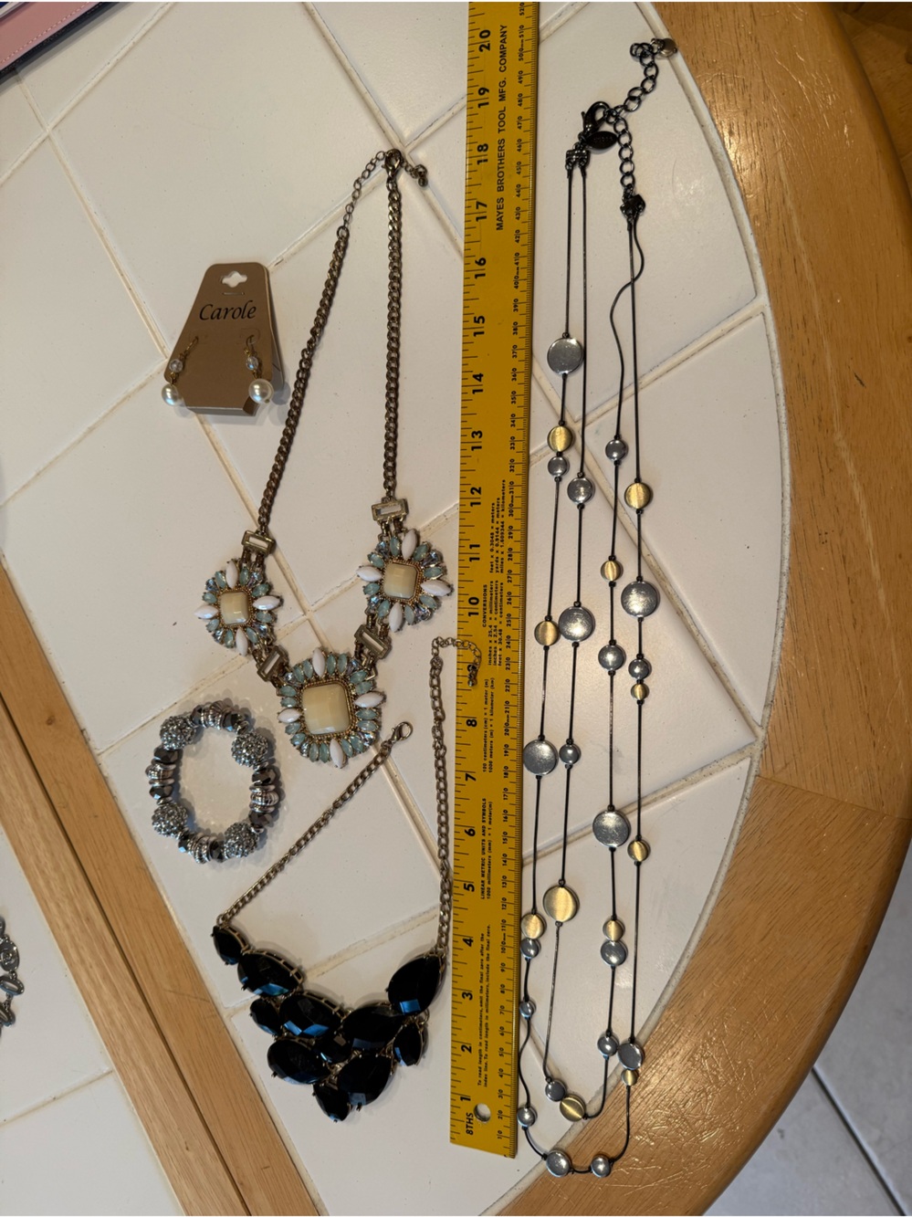 Vintage 5 Piece Costume Jewelry Fashion Necklace Set with Black, Mint & Silver